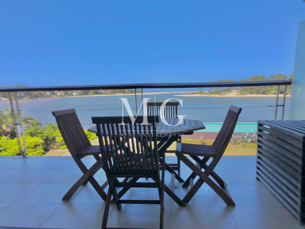 Apartamento ID.114 - Edificio Delamar Excelente unidad de 4 dormitorios + dep.servicio 