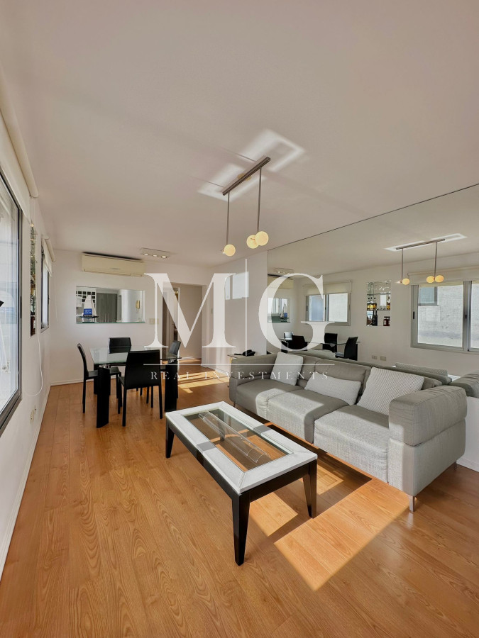 Apartamento ID.769 - 2 dormitorios zona Puerto Punta del Este con vista directa, Excelente estado!