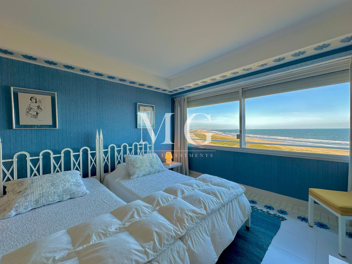 Apartamento ID.1075 - ZONA CHIVERTA PLAYA BRAVA APARTAMENTO 4 DORMITORIOS CON VISTA AL MAR 