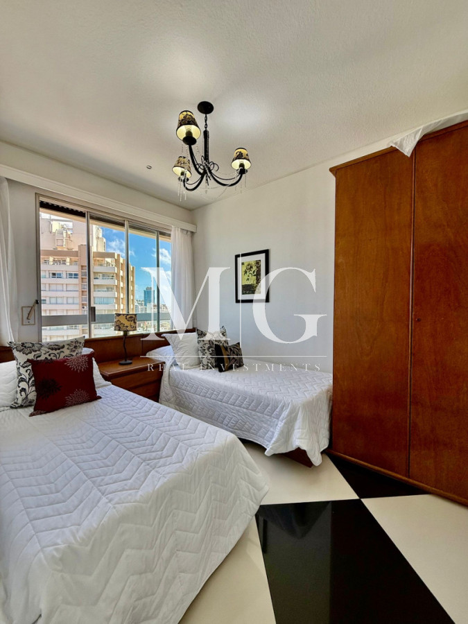 Apartamento ID.1549 - Alquiler Anual Apartamento 3 dormitorios, garage, parrillero. Gc incluidos!