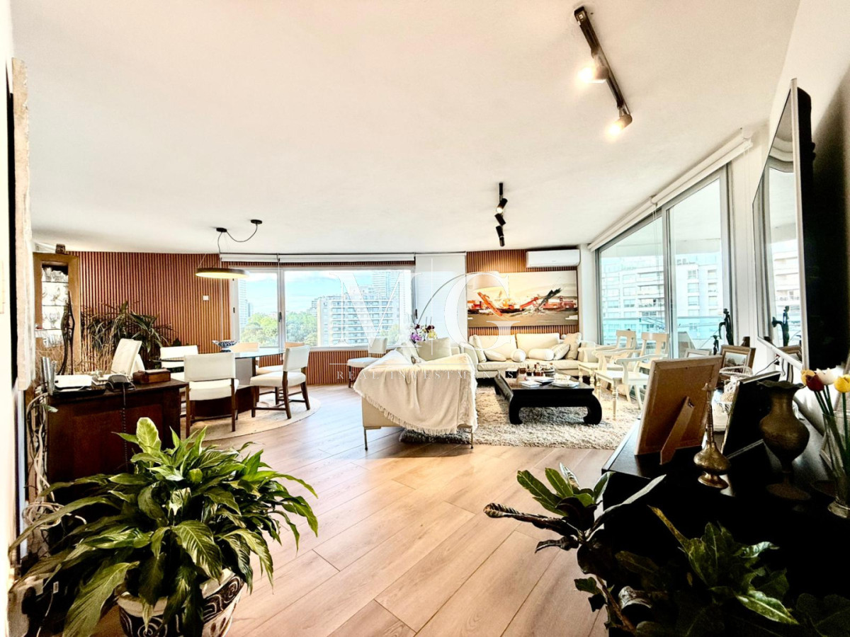 Apartamento ID.1507 - Apartamento 3 dormitorios con vista al mar en ubicación privilegiada