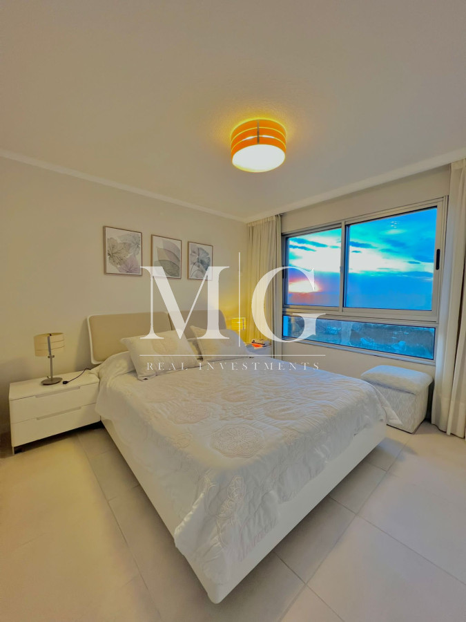Apartamento ID.419 - Venta Apartamento 2 dormitorios Brava con vista al Mar, Edificio con todos los servicios