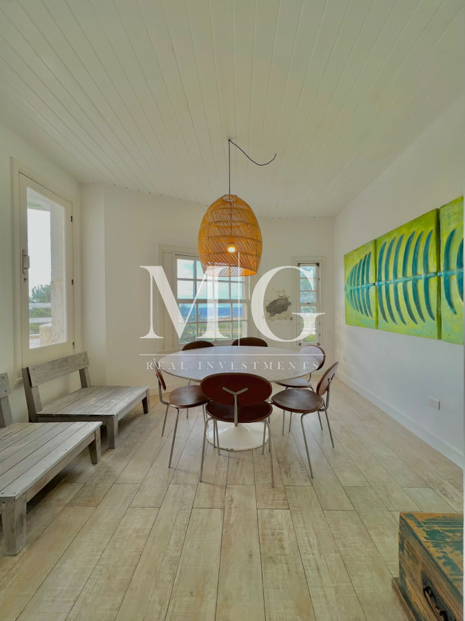 Apartamento ID.415 - Venta Apartamento 2 dormitorios + dep.servicio zona Brava, Punta del Este