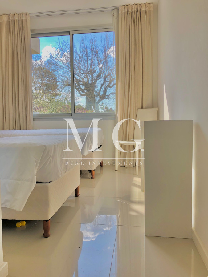 Apartamento ID.91 - Venta Apartamento 2 dormitorios con vista a playa Mansa