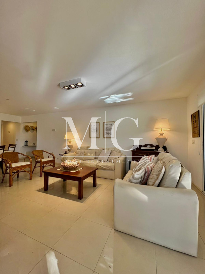 Apartamento ID.228 - Venta Apartamento 2 dormitorios zona plaza Mexico