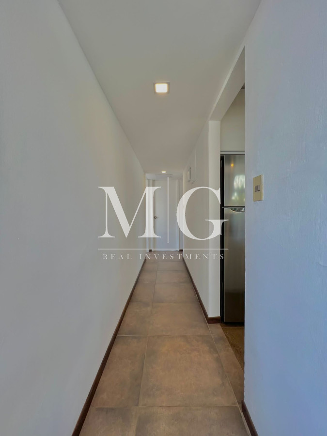 Apartamento ID.449 - ALQUILER ANUAL PENINSULA 3 DORMITORIOS, 3er PISO por ESCALERA