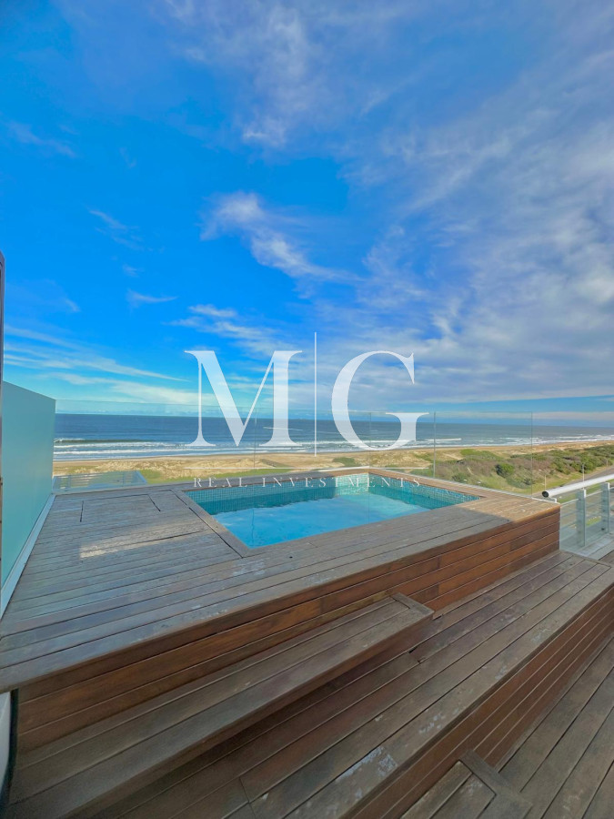 Apartamento ID.996 - PENTHOUSE DUPLEX VILLA BRAVA 3 DORMITORIOS, PISCINA CLIMATIZADA, PARRILLERO Y 2 COCHERAS