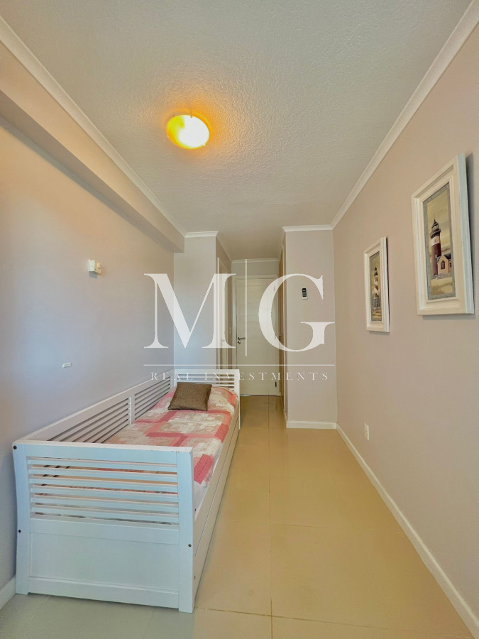Apartamento ID.403 - Venta Apartamento 3 dormitorios + dep.servicio zona Aidy Grill, Brava 