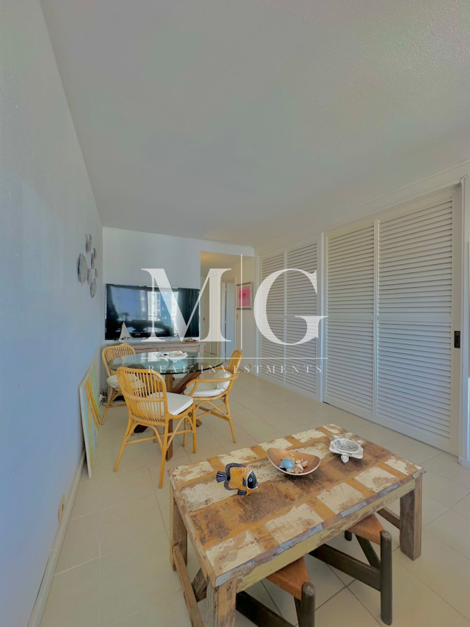 Apartamento ID.841 - 1 dormitorio definido con vista al mar a pasos de la playa Brava