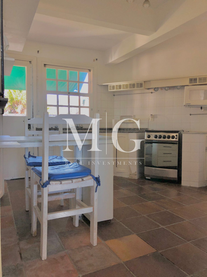 Apartamento ID.104 - Venta Apartamento 4 dormitorios con vista a Playa Brava
