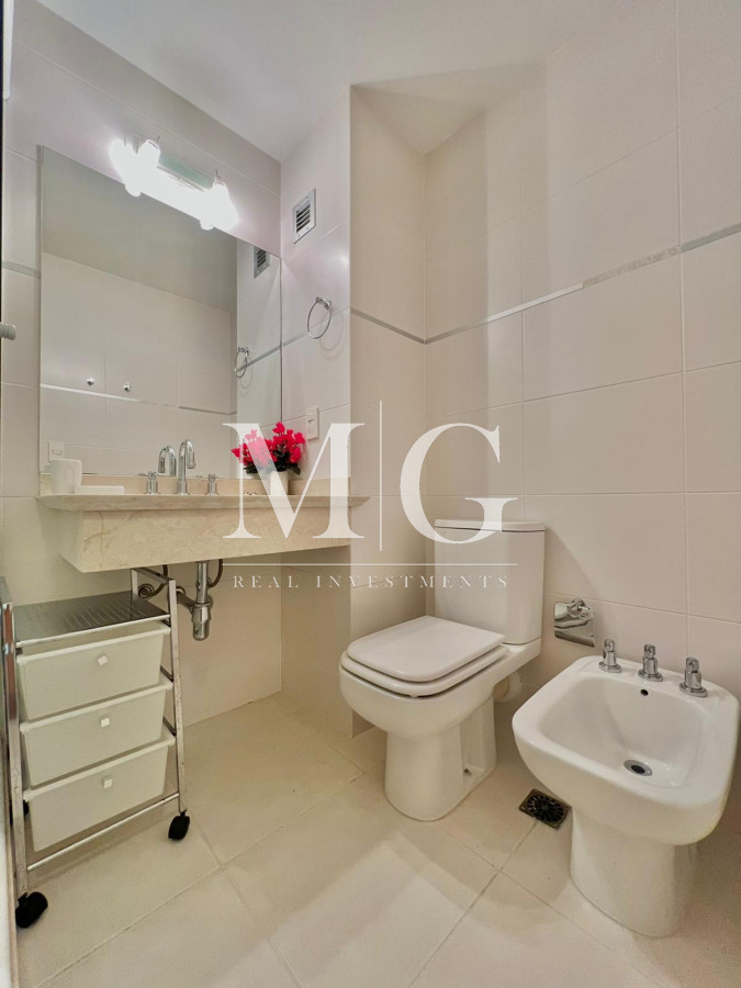 Apartamento ID.284 - ESPECTACULAR VISTA PLAYA MANSA EN PRIMERA LINEA, APARTAMENTO 2 DORMITORIOS