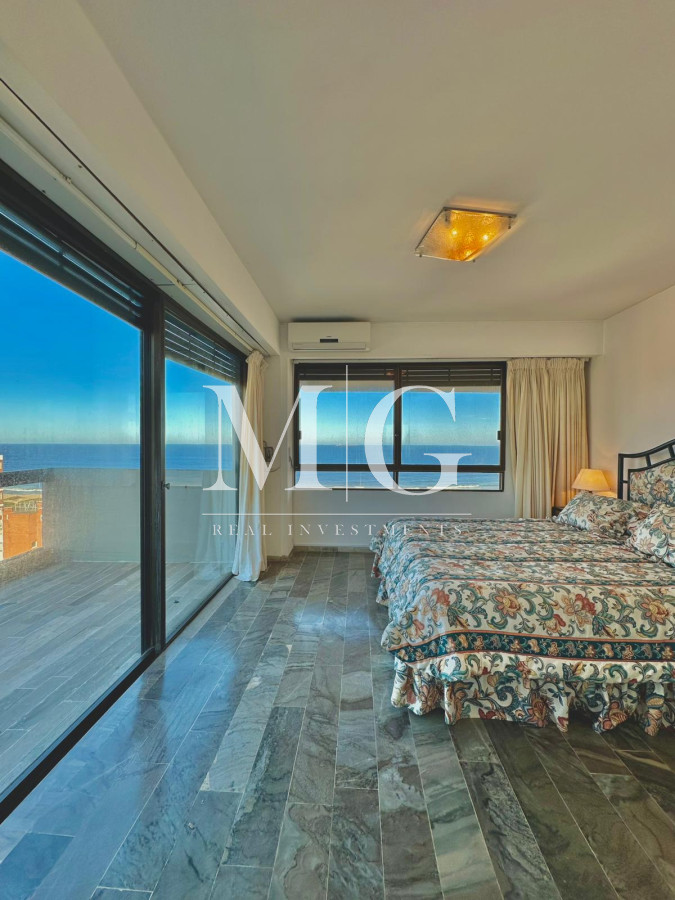 Apartamento ID.984 - BRAVA PISO ALTO 3 DORMITORIOS + DEP. COCHERA SUBSUELO, SERVICIOS