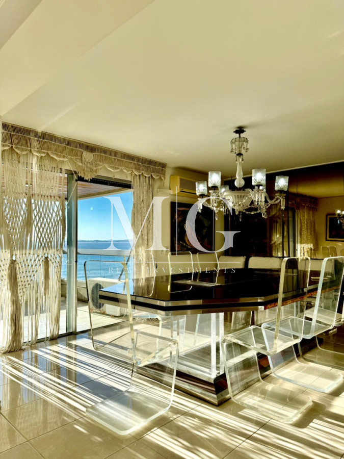 Apartamento ID.1483 - Alquiler Anual Edificio Torreon 3 dormitorios + dependencia con parrillero propio