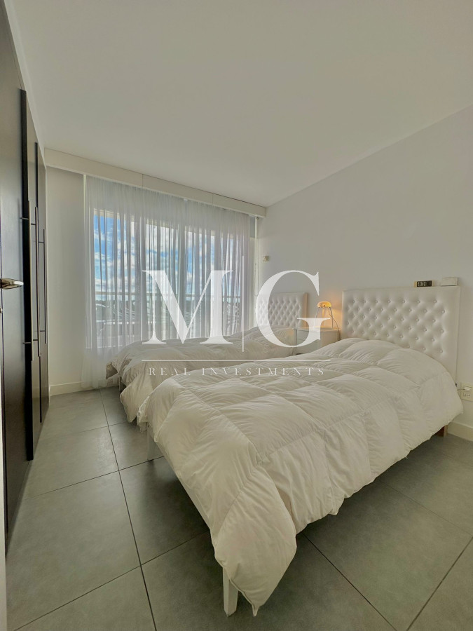 Apartamento ID.705 - Apartamento 2 dormitorios piso alto con excelente vista, Edificio con todos los servicios!
