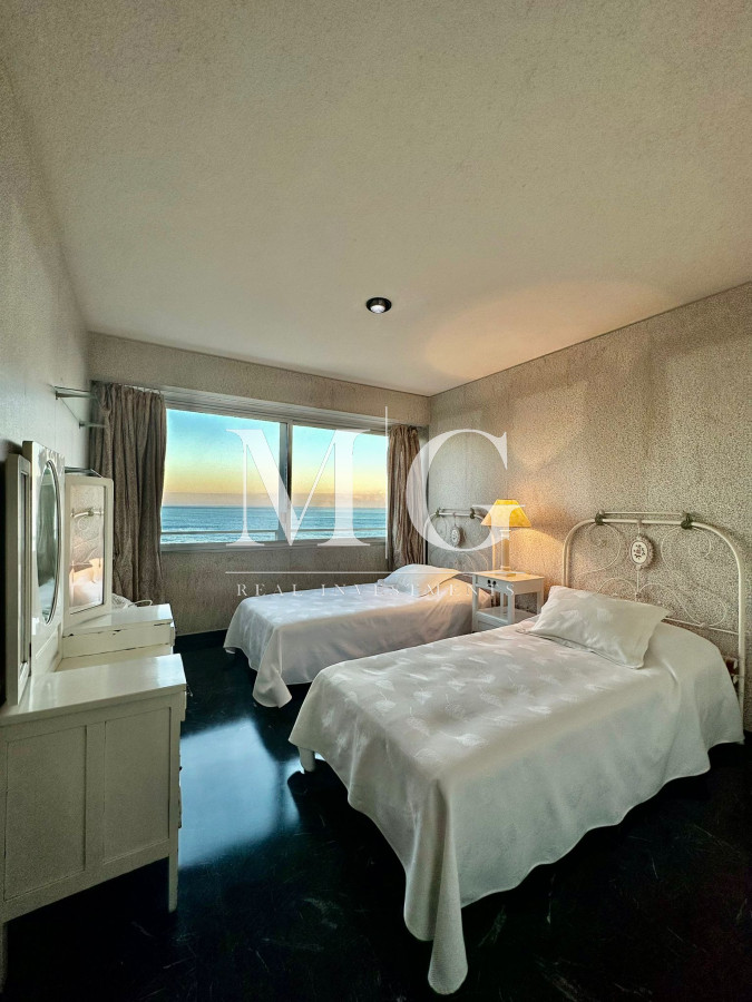 Apartamento ID.1013 - Brava piso alto con vista directa al mar, 3 dormitorios + dependencia, cochera 
