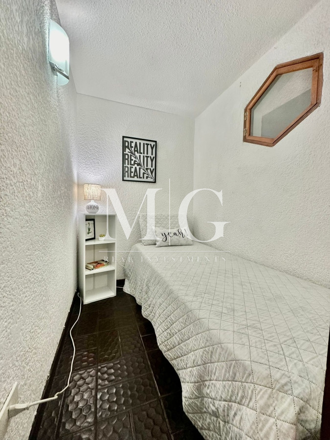 Apartamento ID.948 - BRAVA APARTAMENTO 1 Y 1/2 DORMITORIO CON COCHERA Y PARRILLERO!