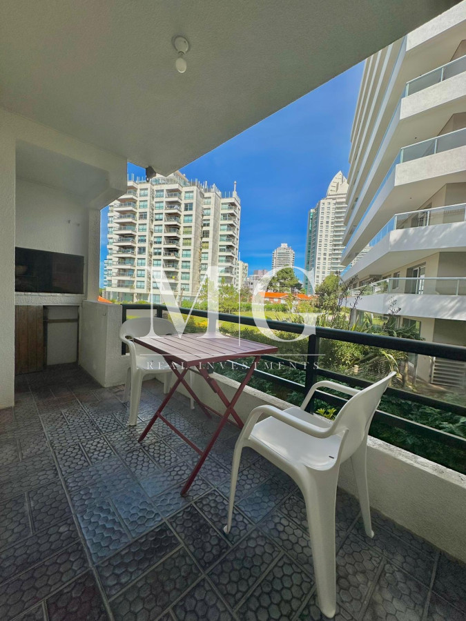 Apartamento ID.100 - VENTA APARTAMENTO BRAVA 1 DORMITORIO, COCHERA 