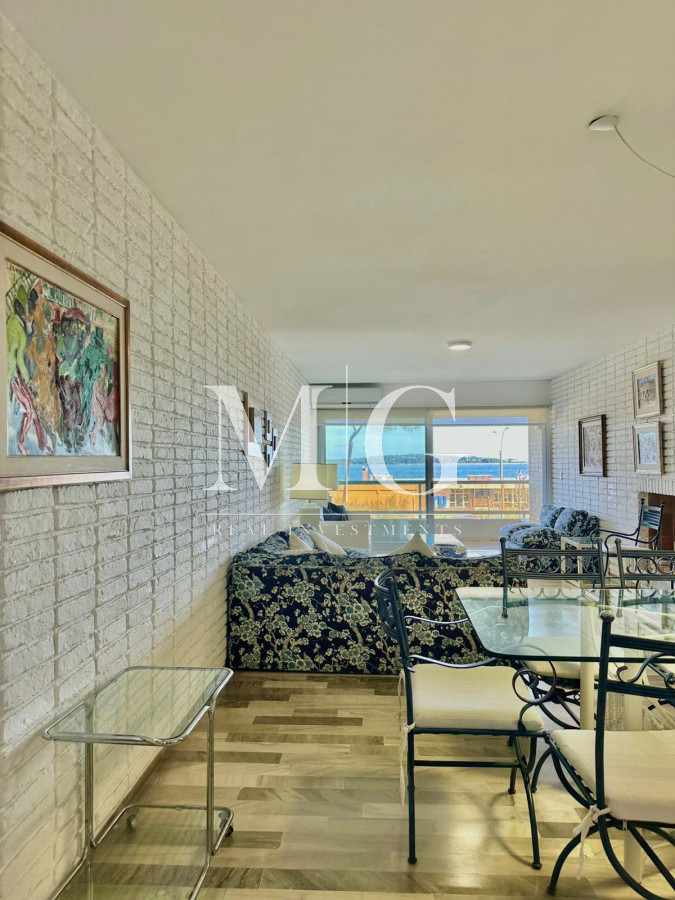 Apartamento ID.1244 - Mansa 3 dormitorios con cochera a pasos del Mar