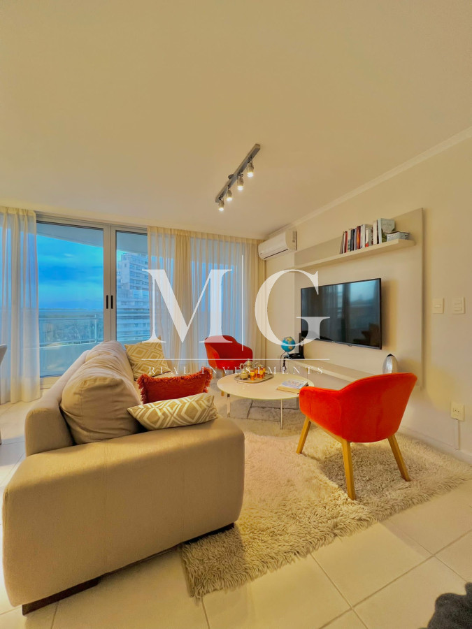 Apartamento ID.419 - Venta Apartamento 2 dormitorios Brava con vista al Mar, Edificio con todos los servicios