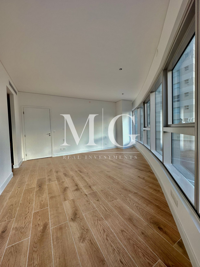 Apartamento ID.703 - Apartamento Esquinero en Torre Trump con Vista al Mar