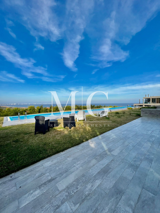 Apartamento ID.364 - La mejor vista de Punta Ballena, 2 domitorios, cochera subsuelo