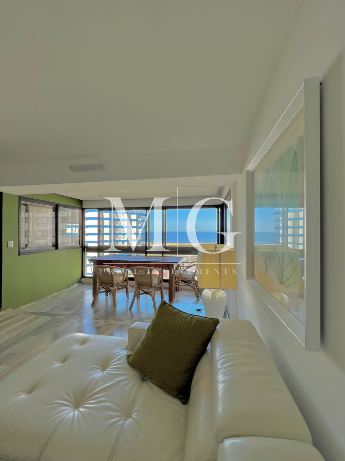 Apartamento ID.435 - Venta Apartamento 3 dormitorios + dep.servicio con vista al Mar
