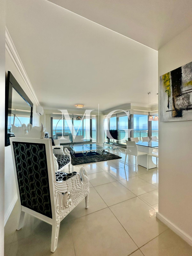 Apartamento ID.890 - TORRE IMPERIALE ESPECTACULAR APARTAMENTO 3 DORMITORIOS + DEPENDENCIA 