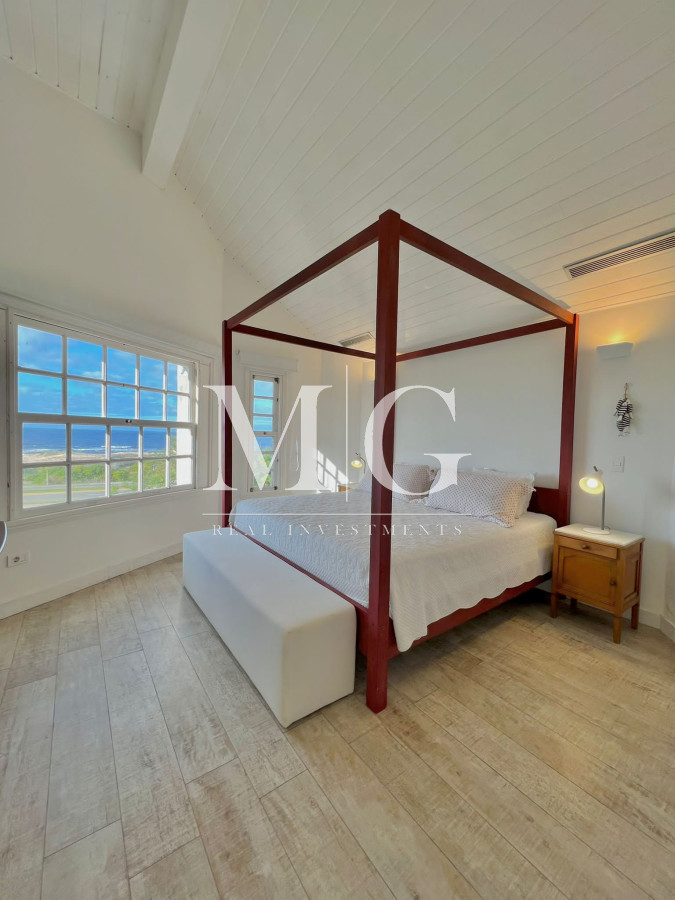 Apartamento ID.415 - Venta Apartamento 2 dormitorios + dep.servicio zona Brava, Punta del Este