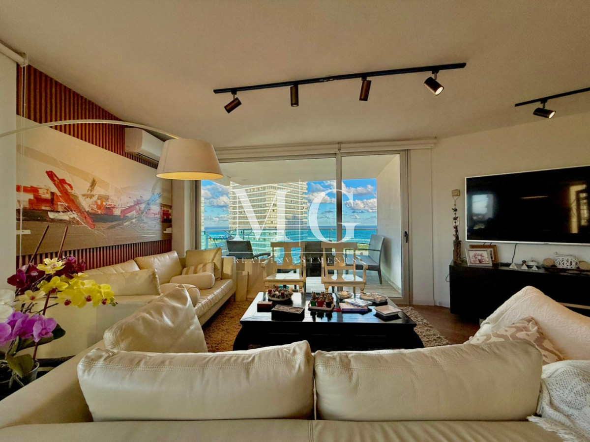 Apartamento ID.1507 - Apartamento 3 dormitorios con vista al mar en ubicación privilegiada