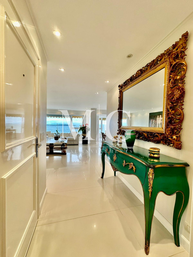 Apartamento ID.968 - ESPECTACULAR VISTA A PLAYA MANSA, 3 DORMITORIOS