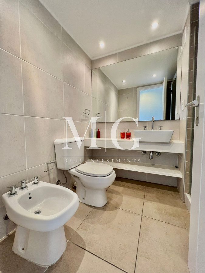 Apartamento ID.418 - Venta Apartamento 3 dormitorios con vista al Mar, Edificio con todos los servicios