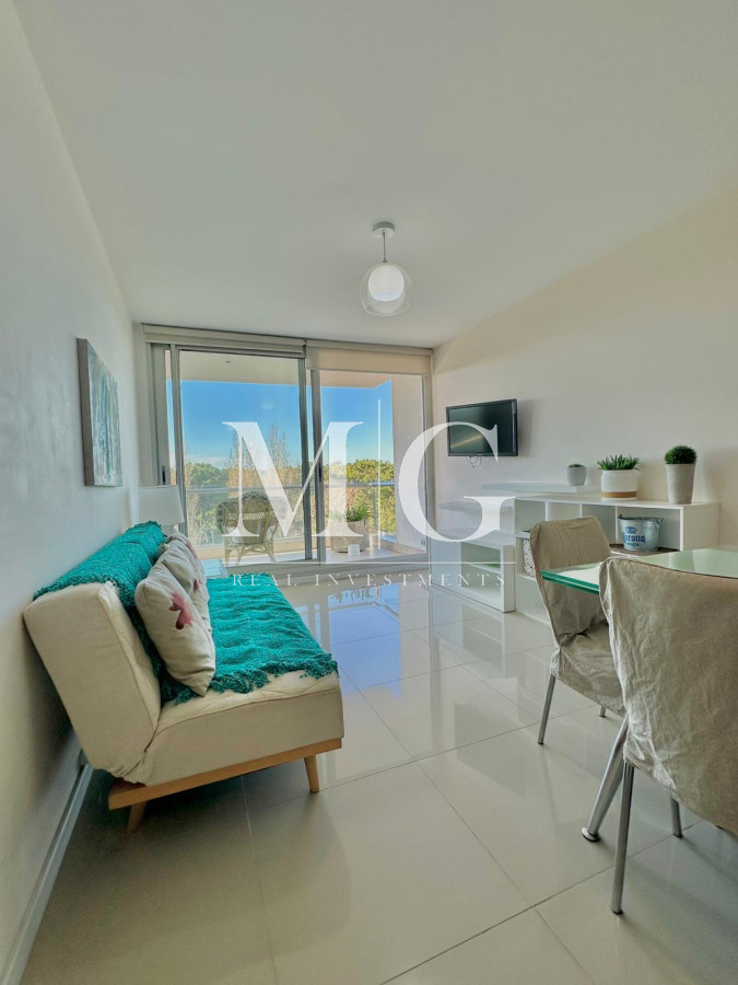 Apartamento ID.1287 - Aidy Grill a 500mt de Playa Brava, piso alto con cochera sub-suelo 