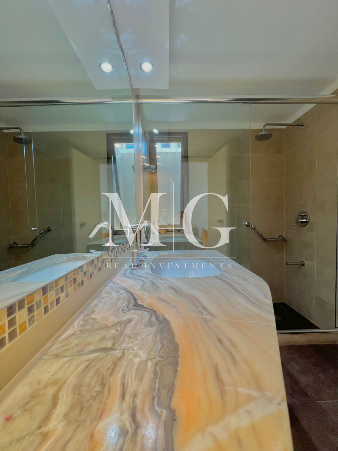 Apartamento ID.435 - Venta Apartamento 3 dormitorios + dep.servicio con vista al Mar