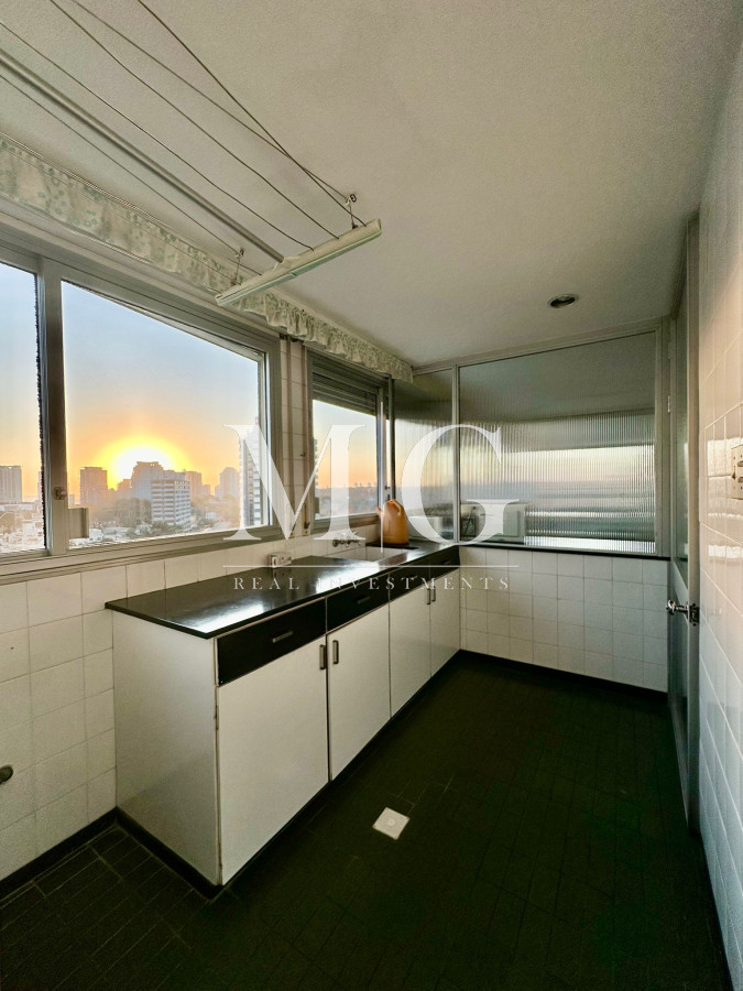 Apartamento ID.1013 - Brava piso alto con vista directa al mar, 3 dormitorios + dependencia, cochera 