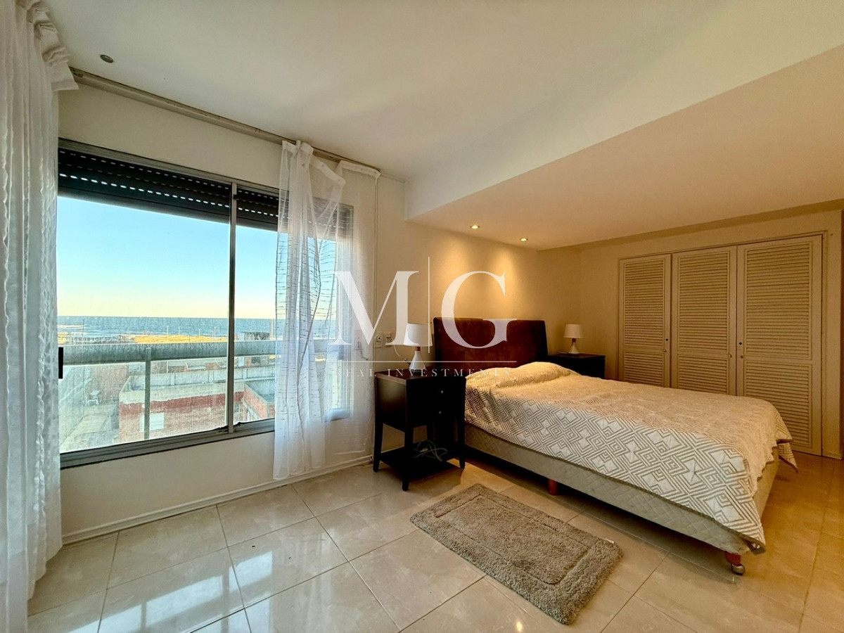 Apartamento ID.1483 - Alquiler Anual Edificio Torreon 3 dormitorios + dependencia con parrillero propio