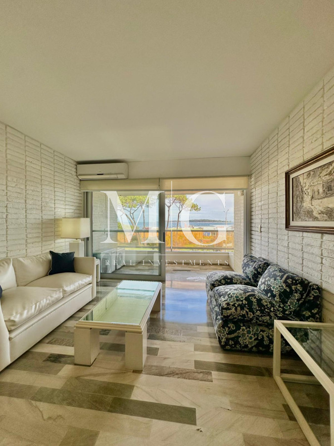 Apartamento ID.1244 - Mansa 3 dormitorios con cochera a pasos del Mar
