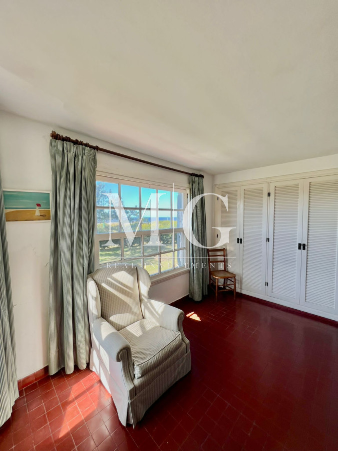 Apartamento ID.414 - Venta Apartamento 3 dormitorios + dep.servicio Brava con vista al Mar