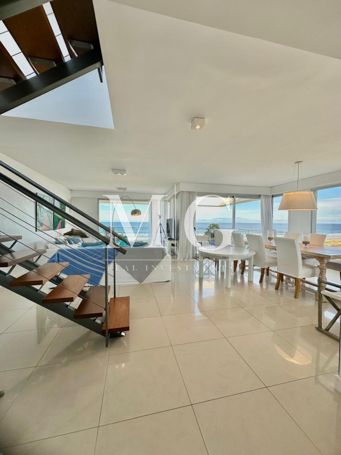 Apartamento ID.996 - PENTHOUSE DUPLEX VILLA BRAVA 3 DORMITORIOS, PISCINA CLIMATIZADA, PARRILLERO Y 2 COCHERAS