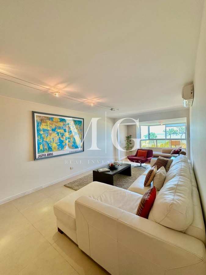 Apartamento ID.866 - Penthouse Duplex 4 dormitorios Playa Mansa