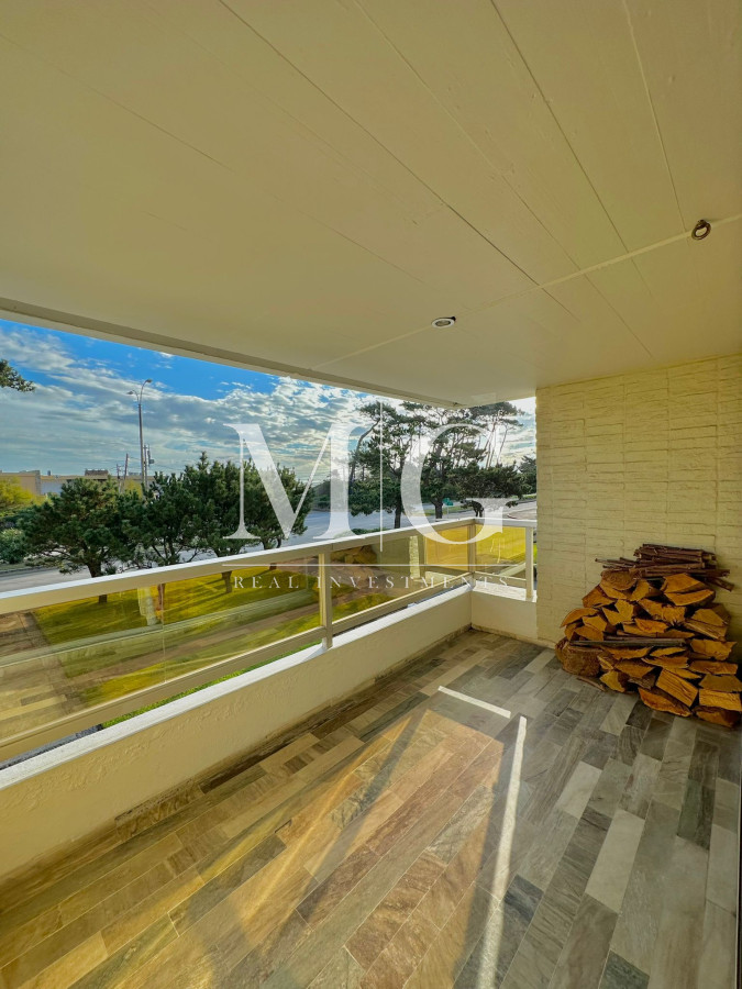 Apartamento ID.659 - MANSA PRIMERA LINEA FRENTE AL MAR APARTAMENTO 4 DORMITORIOS