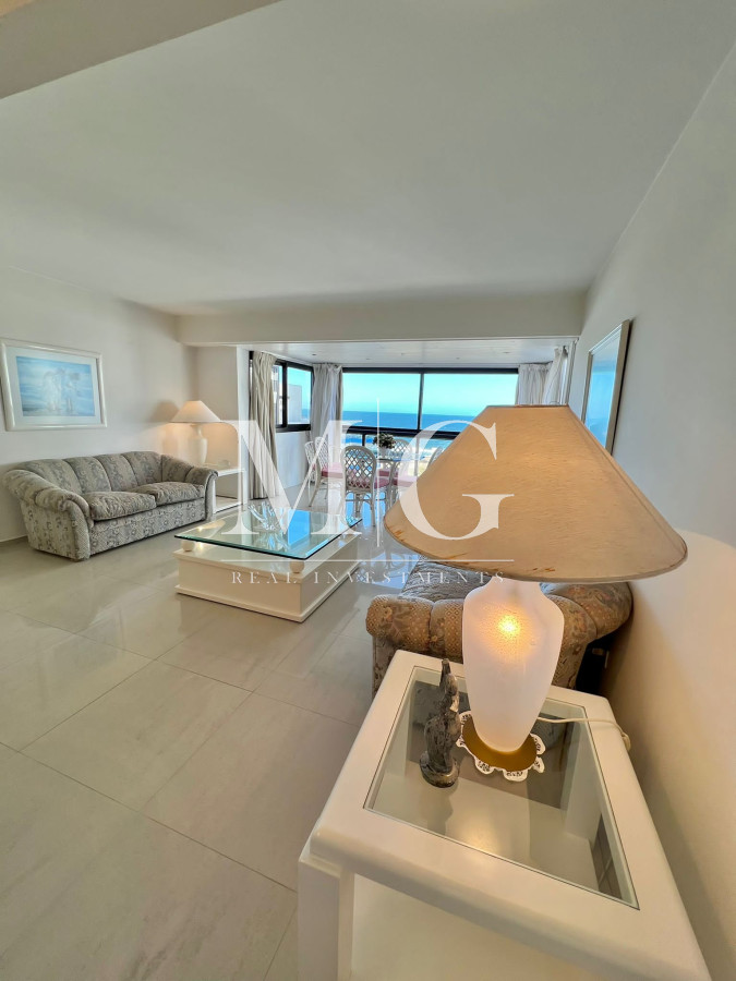 Apartamento ID.331 - Venta Apartamento 3 dormitorios + dep.servicio con vista al mar
