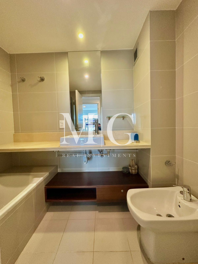Apartamento ID.1287 - Aidy Grill a 500mt de Playa Brava, piso alto con cochera sub-suelo 