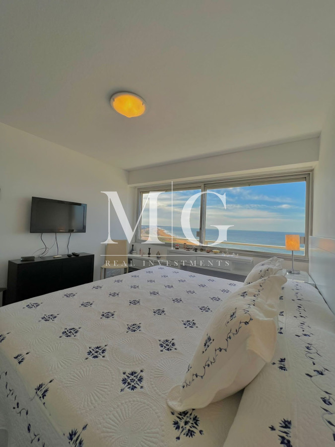 Apartamento ID.322 - Venta Apartamento 3 dorm. + dependencia con vista al mar