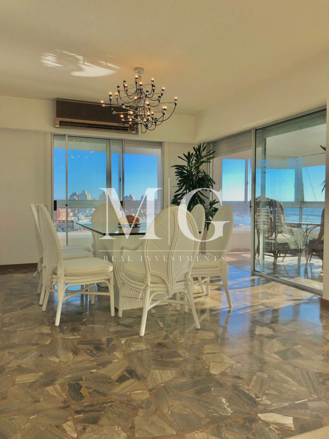 Apartamento ID.172 - Apartamento en Mansa 3 dormitorios con vista directa al mar 