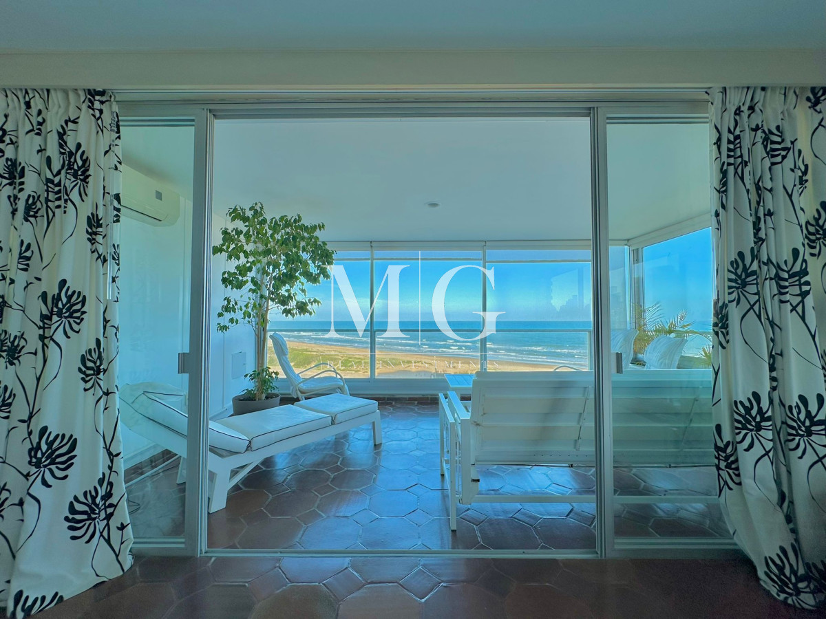 Apartamento ID.1075 - ZONA CHIVERTA PLAYA BRAVA APARTAMENTO 4 DORMITORIOS CON VISTA AL MAR 