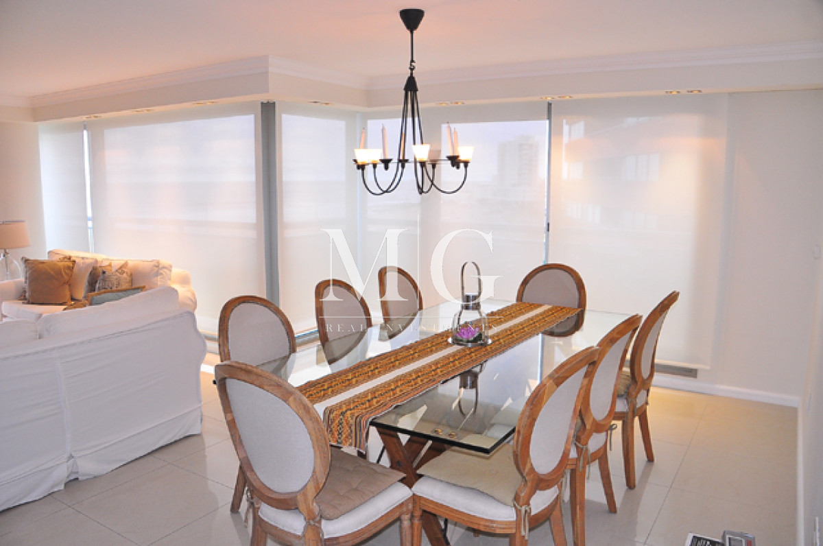 Apartamento ID.1176 - Torre Imperiale espectacular apartamento 4 dormitorios con vista al mar! Cochera doble!