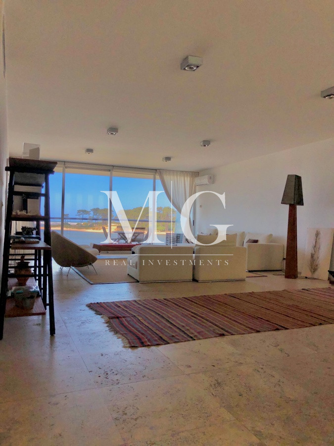 Apartamento ID.114 - Edificio Delamar Excelente unidad de 4 dormitorios + dep.servicio 