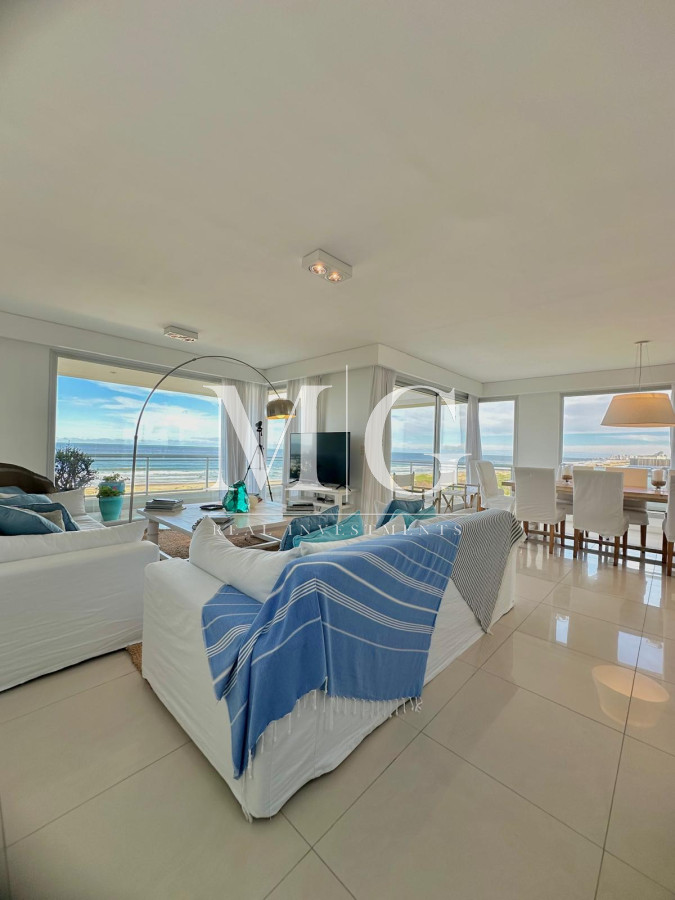 Apartamento ID.996 - PENTHOUSE DUPLEX VILLA BRAVA 3 DORMITORIOS, PISCINA CLIMATIZADA, PARRILLERO Y 2 COCHERAS