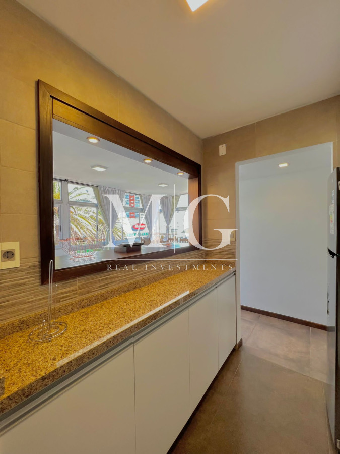Apartamento ID.449 - ALQUILER ANUAL PENINSULA 3 DORMITORIOS, 3er PISO por ESCALERA