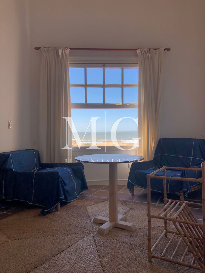 Apartamento ID.104 - Venta Apartamento 4 dormitorios con vista a Playa Brava